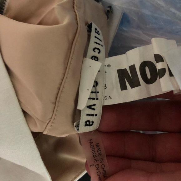 Alice and Olivia Blazer and Short Set - Picture 7 of 13